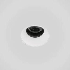 Priglaistomas šviestuvas MULTI T Baltas | Modernus ir minimalistinis apšvietimas